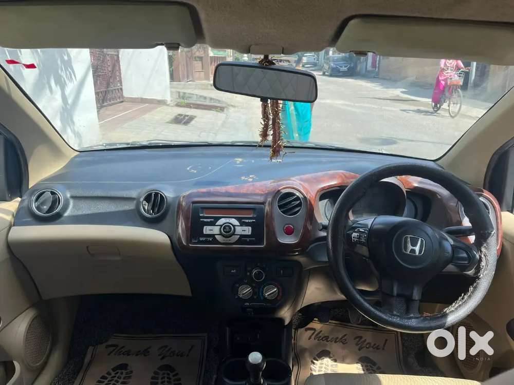 Honda Amaze Diesel 2014 Brand New Condition Hai Urgent Sell