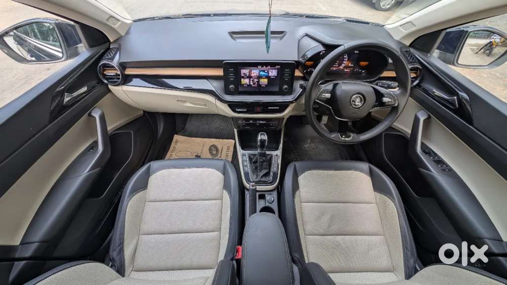 Skoda Slavia Style 1.5l Tsi Dsg, 2023, Petrol