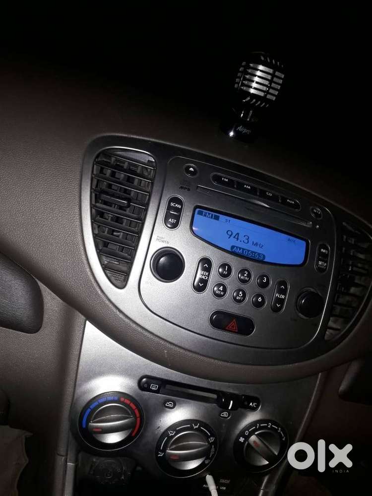 Hyundai I10 Sportz 1.2 (2013)  30,000 Km  Excellent Condition  Grey