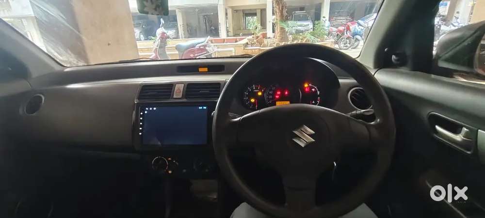 Maruti Suzuki Swift 2010 Petrol