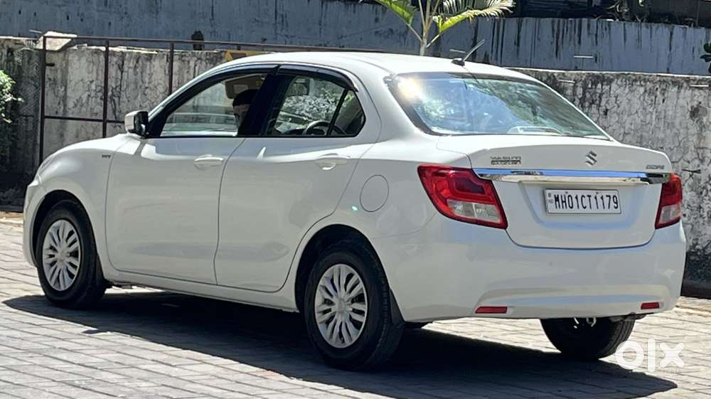 Maruti Suzuki Dzire 1.2 Vxi Amt, 2017, Petrol