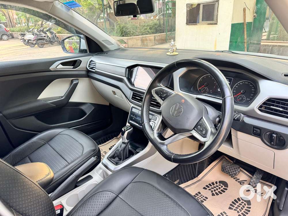 Volkswagen Taigun Topline 1.0 Tsi At (electric Seats), 2022, Petrol