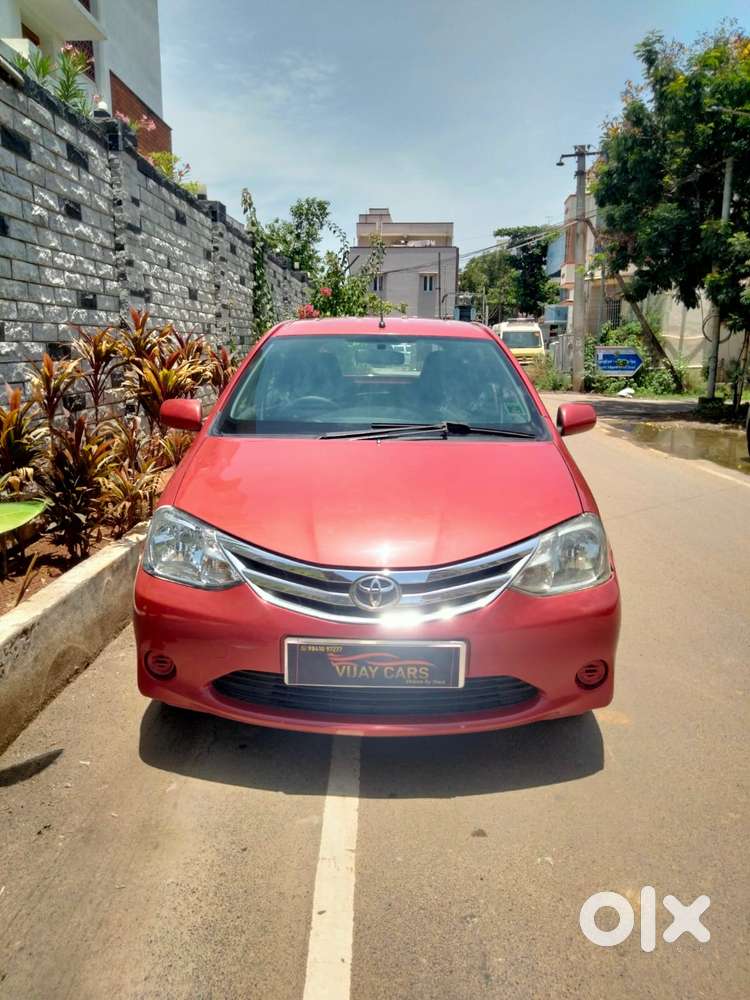 Toyota Etios Liva G, 2012, Petrol