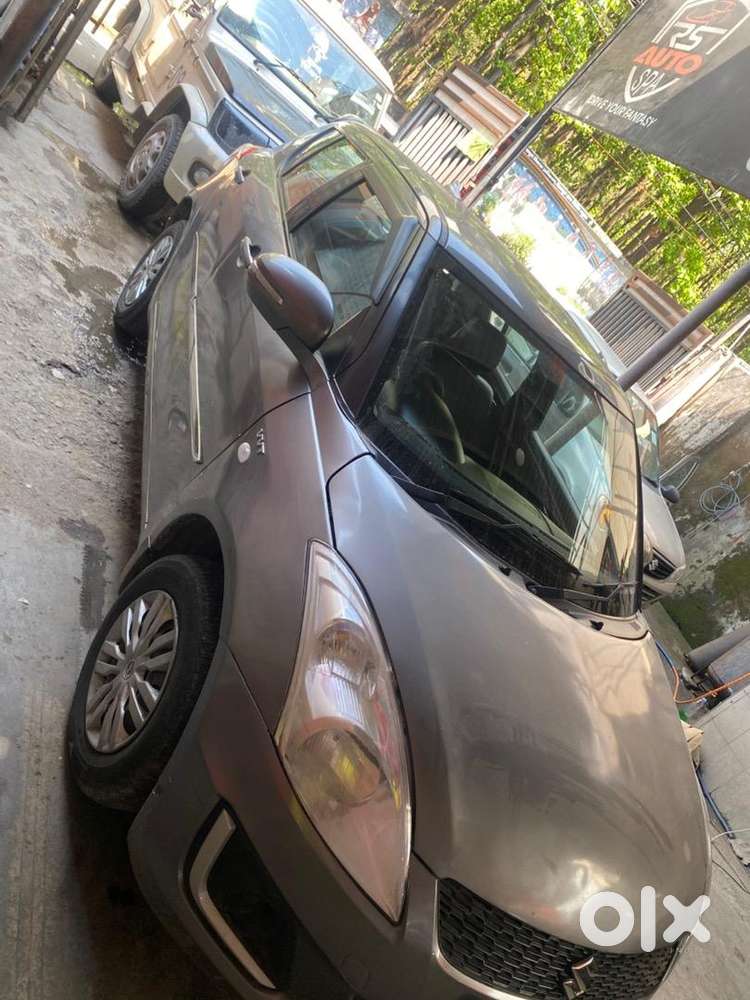 Maruti Suzuki Swift 2018 Petrol 70000 Km Driven
