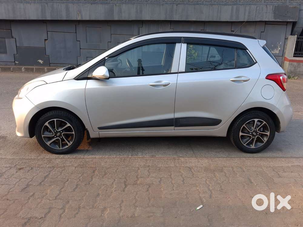 Hyundai Grand I10 At Sportz, 2017, Petrol