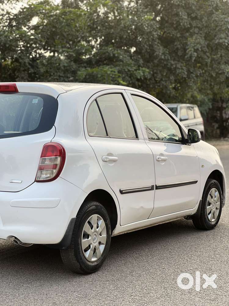 Nissan Micra Cvt Xv, 2015, Petrol