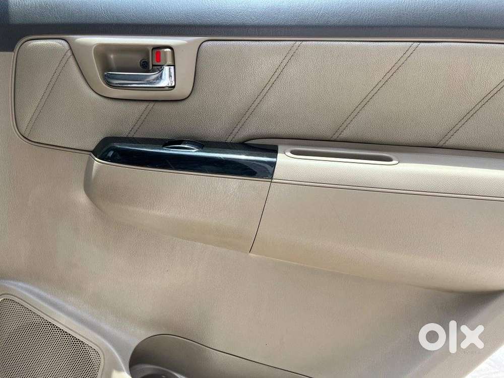 Toyota Fortuner 3.0 4x2 Automatic, 2013, Diesel