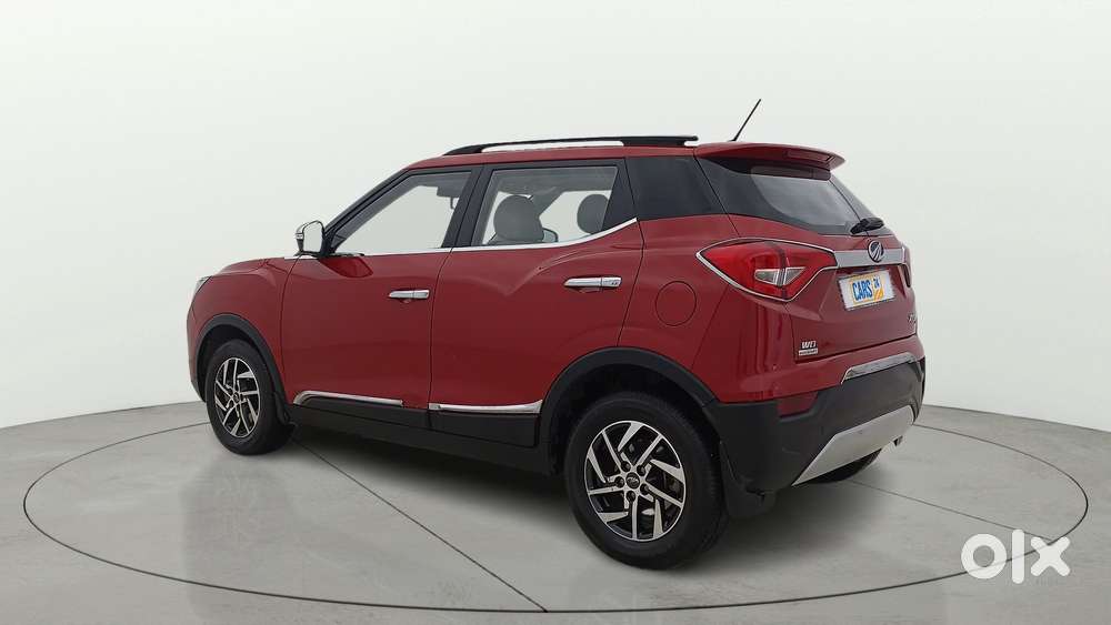 Mahindra Xuv300 1.2 W8 (o) Amt Petrol, 2022, Petrol