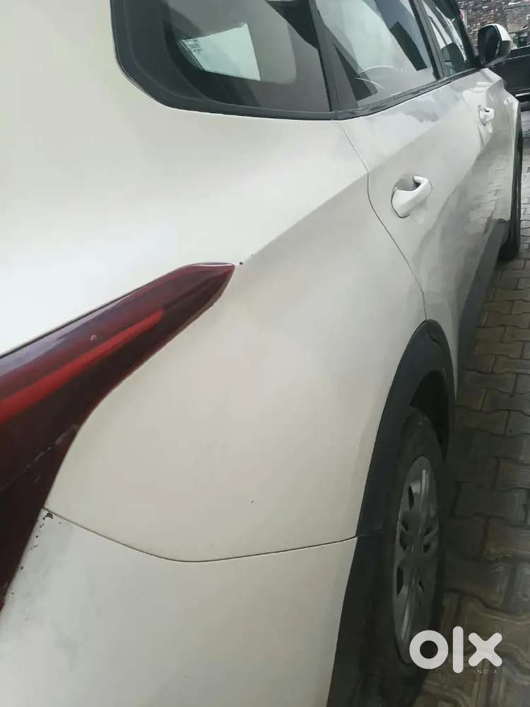 Kia Carens 2023 Petrol Good Condition