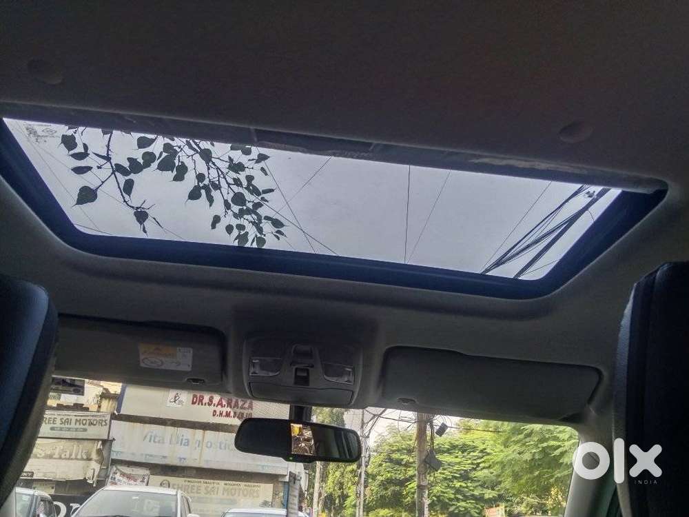Maruti Suzuki Brezza Zxi Plus Smart Hybrid, 2024, Petrol
