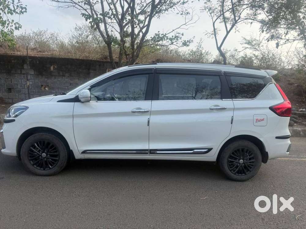 Maruti Suzuki Ertiga Vxi Shvs, 2022, Petrol