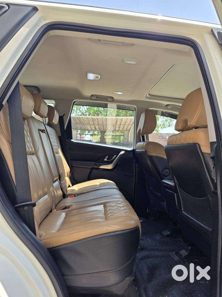 Mahindra Xuv500 W11 Option, 2019, Diesel
