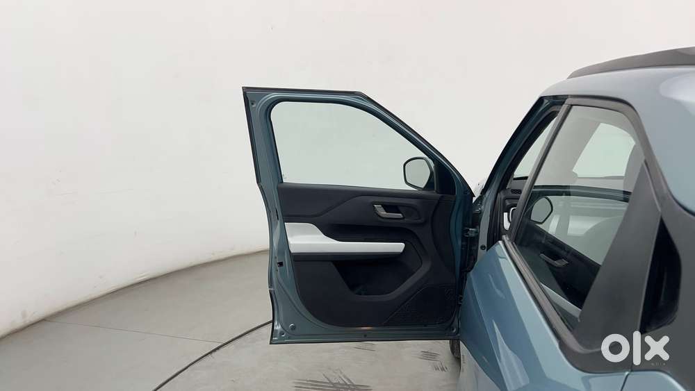 Tata Punch Creative Amt, 2023, Petrol