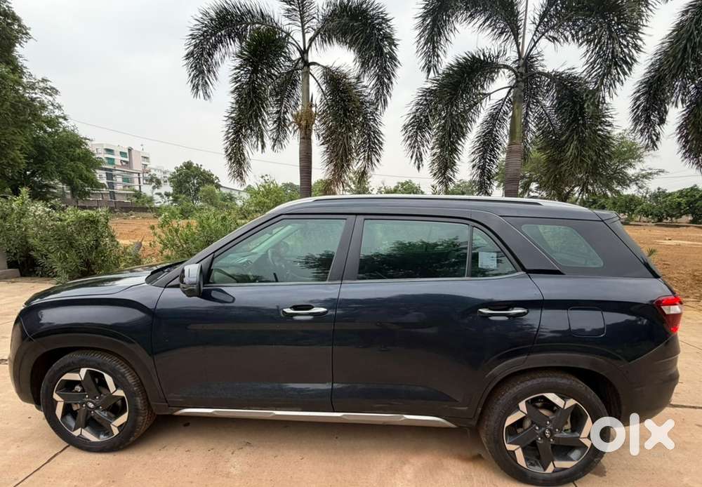 Hyundai Alcazar Diesel 2023 Well Maintained