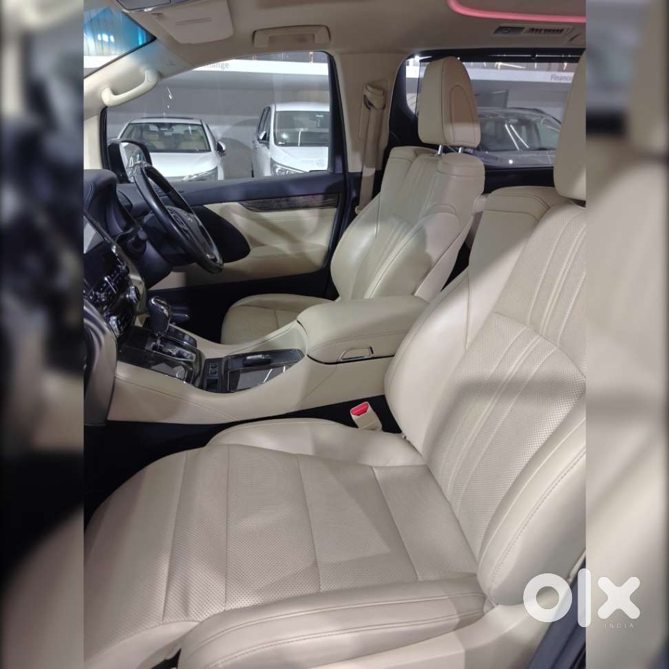 Toyota Vellfire 2.5 Hybrid, 2022, Petrol