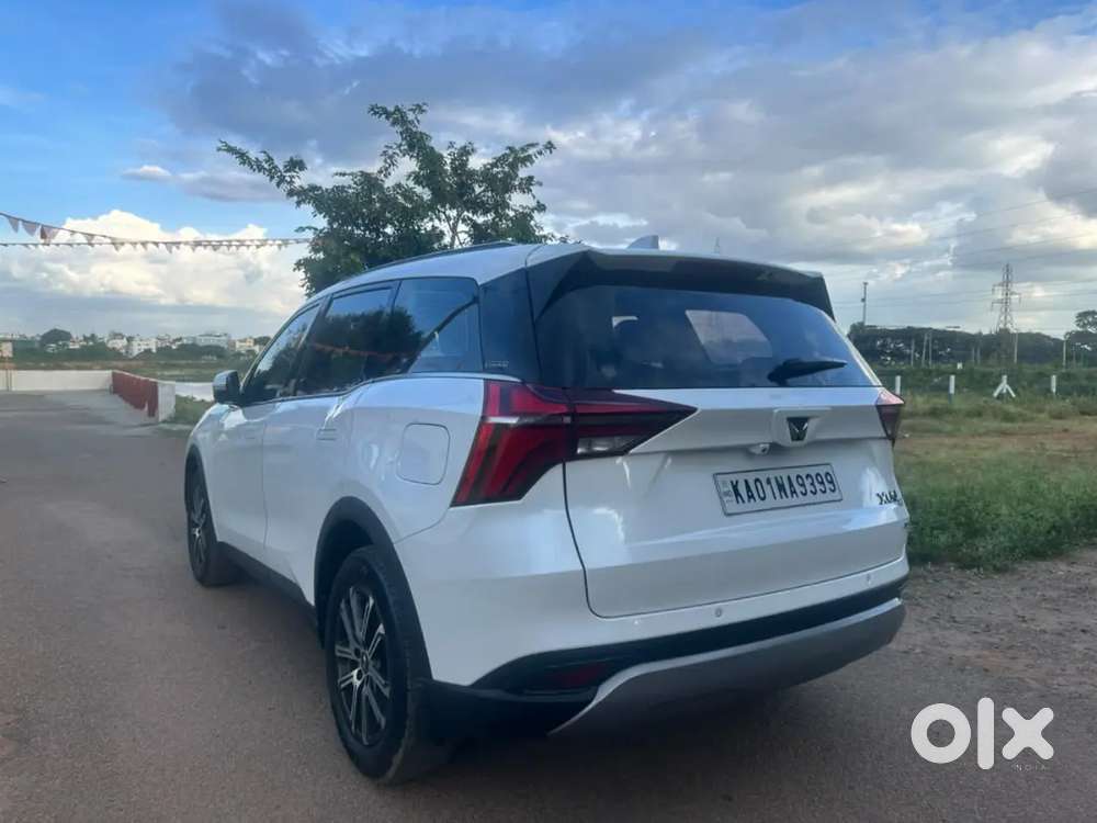 Mahindra Xuv700 Ax7 2023