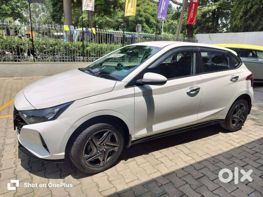 Hyundai I20 Sportz 1.2 Mt, 2023, Petrol