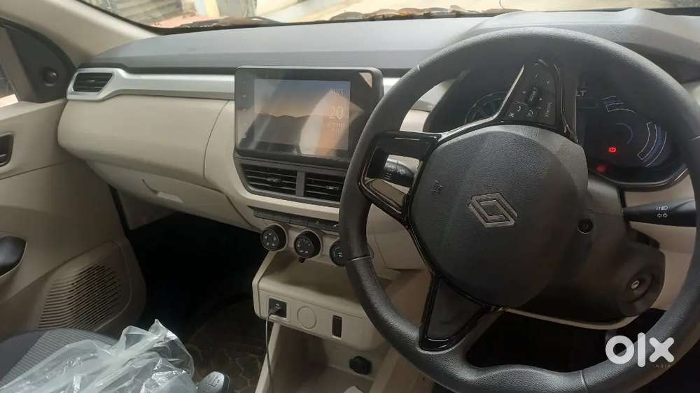 Renault Triber Facelift 2026 Petrol 6000 Km Driven