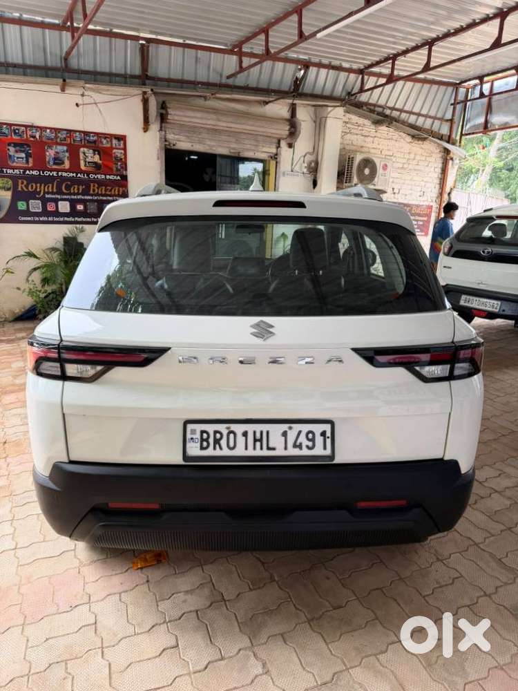 Maruti Suzuki Brezza 1.5 Vxi Smart Hybrid, 2023, Petrol