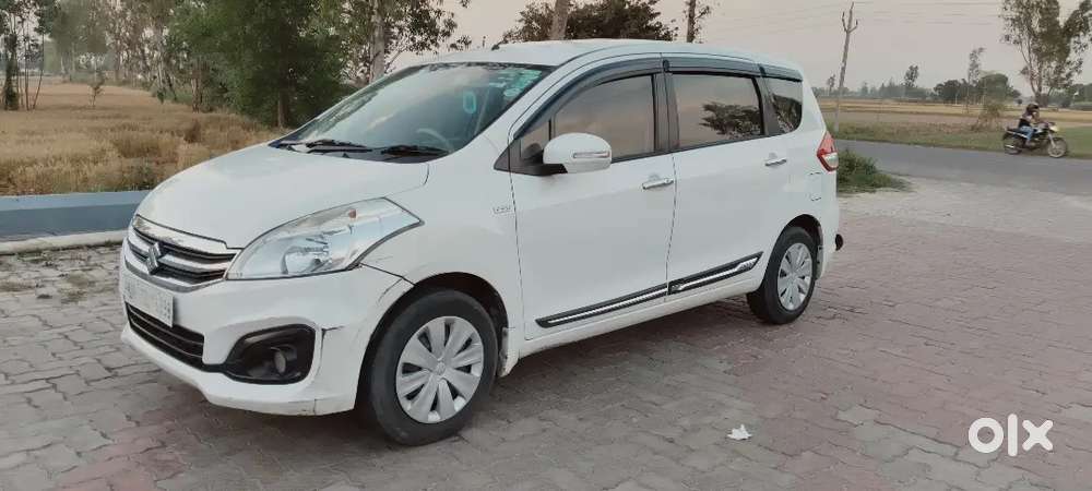 Ertiga Vdi Shvs Smart Hybrid 
Fast Owner 2016 
New Insurance Zero Dep