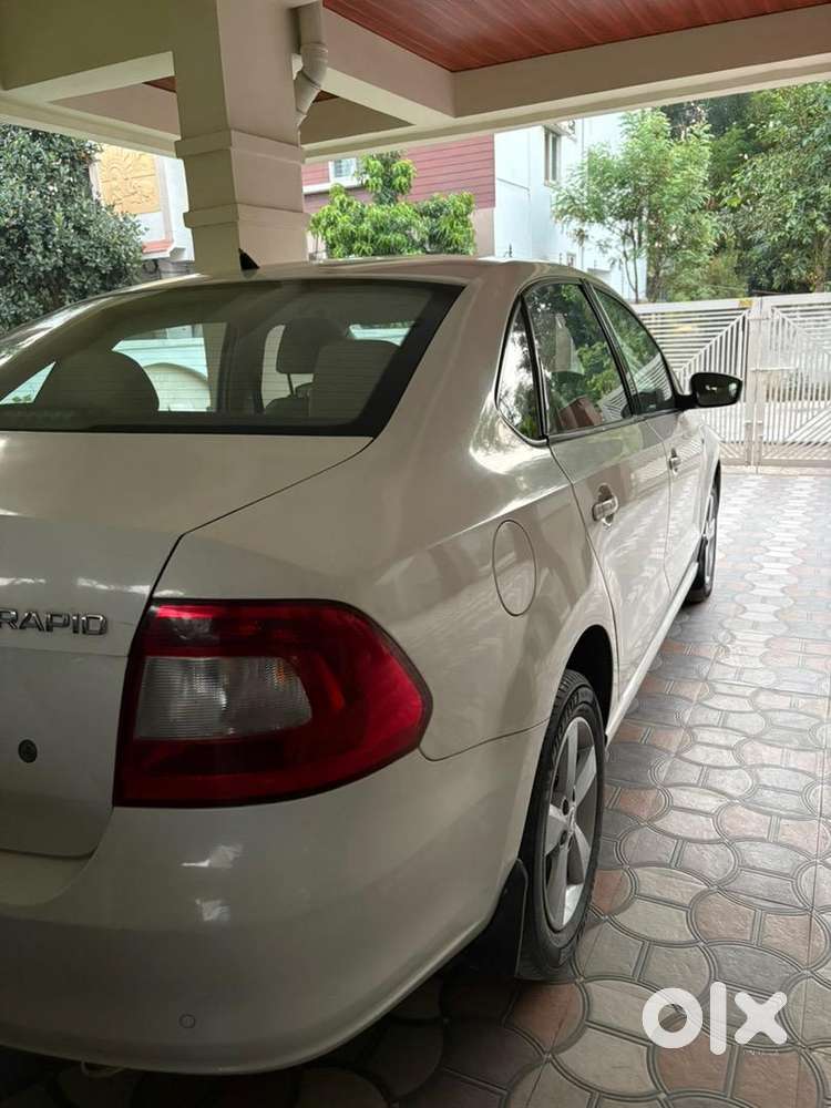 Skoda Rapid 2015