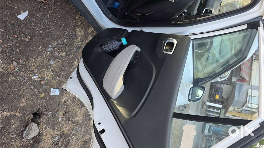 Hyundai Venue 2022 Petrol Well Maintained