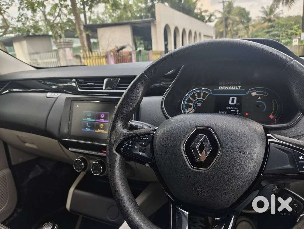 Renault Triber Rxt, 2022, Petrol