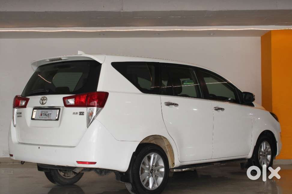 Toyota Innova Crysta 2.8 Gx At, 2017, Diesel