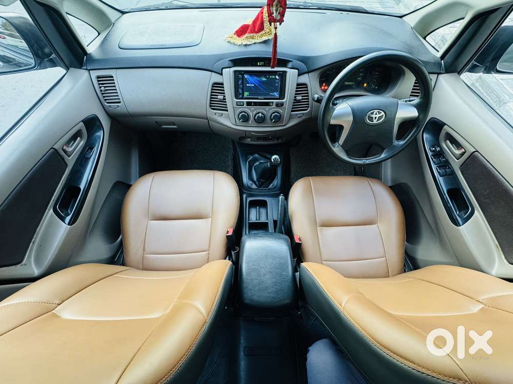 Toyota Innova 2.5 G (diesel) 8 Seater, 2015, Diesel