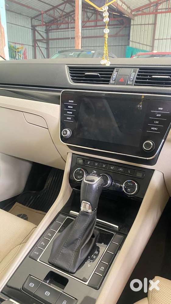 Skoda Superb 2018 Petrol 44000 Km Driven