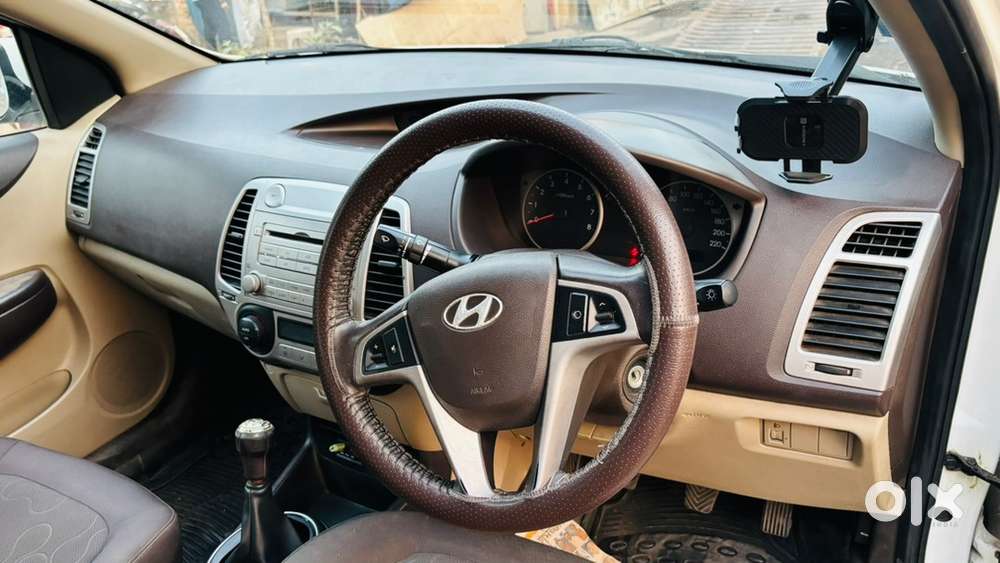 Hyundai I20 Sportz 2011