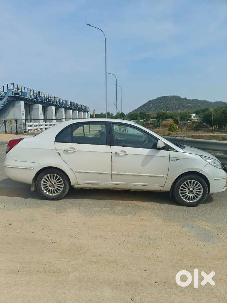 Tata Manza Aqua-safire 2013