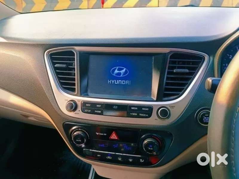 Hyundai Verna Fluidic 1.6 Vtvt Sx, 2019, Petrol