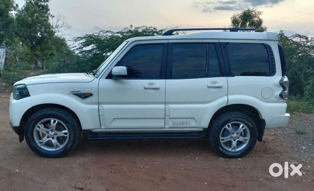 Mahindra Scorpio S10, 2016, Diesel