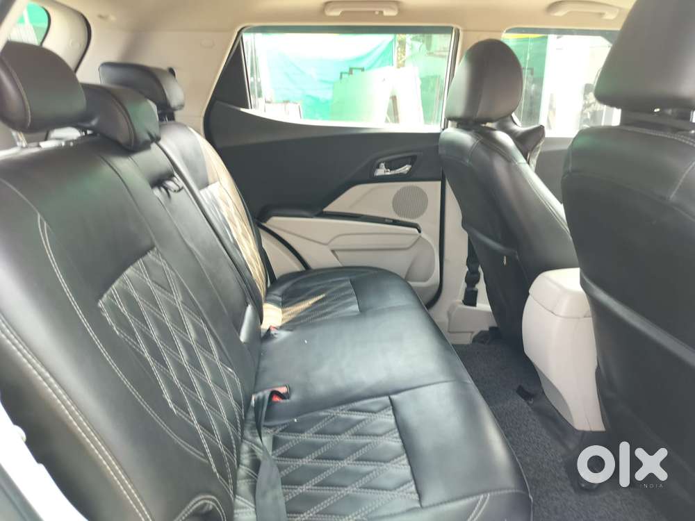 Mahindra Xuv300 W8 Diesel, 2021, Diesel