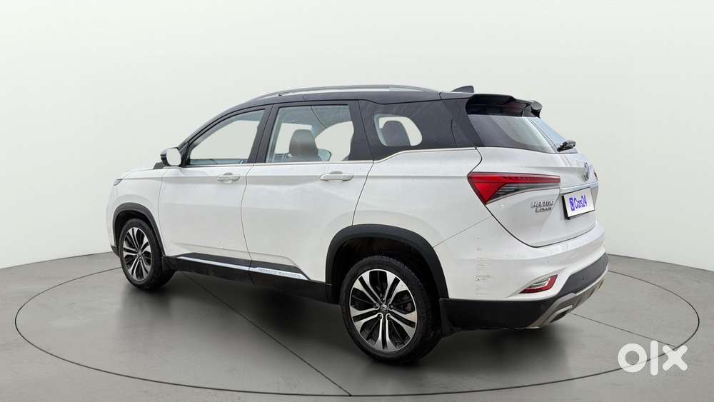 Mg Hector Plus 1.5 Sharp Turbo Cvt 6 Str, 2022, Petrol