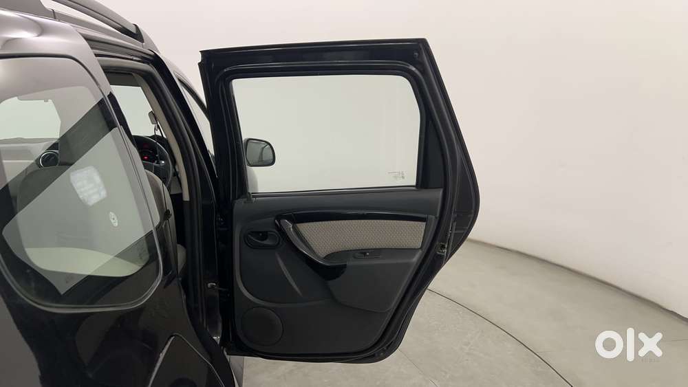 Renault Duster 2015-2016 Petrol Rxl, 2015, Petrol
