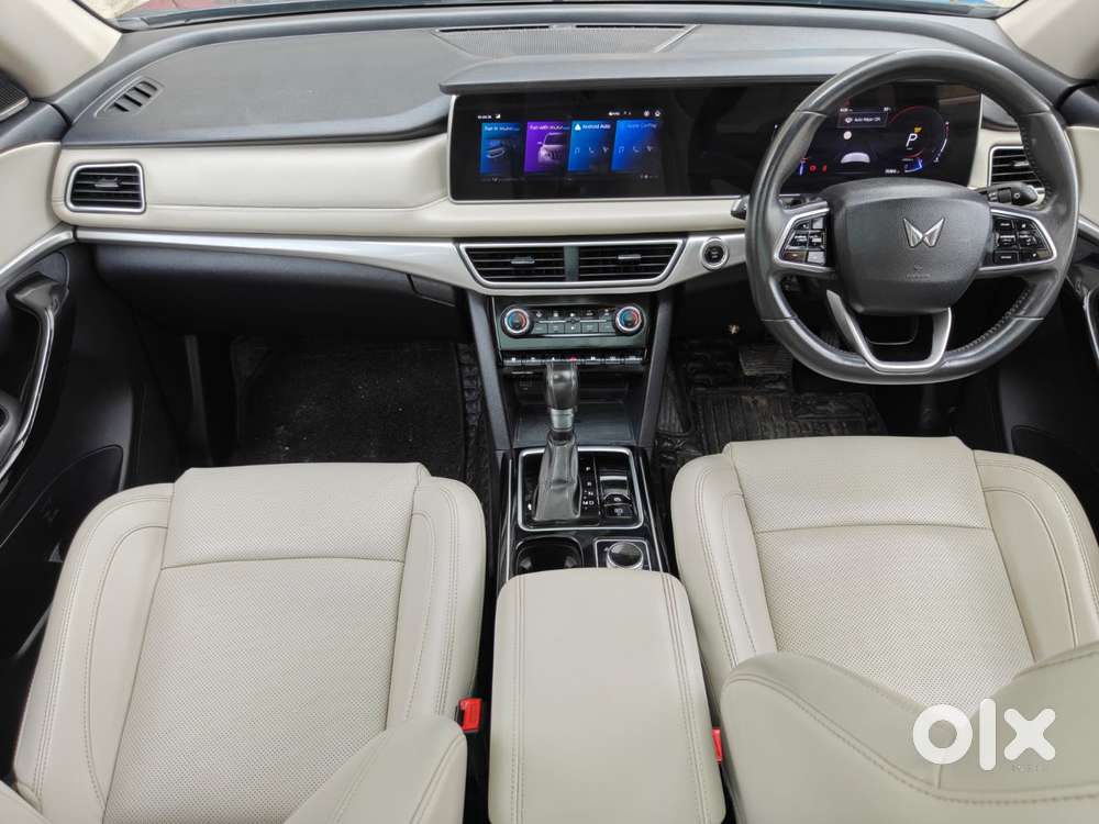 Mahindra Xuv700 2.2 Ax 7 Diesel At Luxury Pack Str, 2022, Diesel