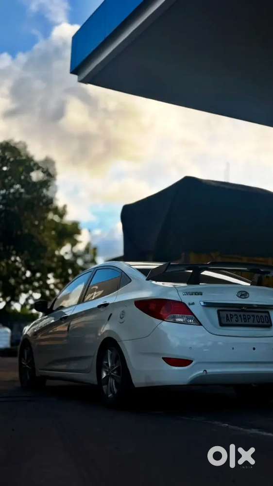 Hyundai Verna 2011 Sx