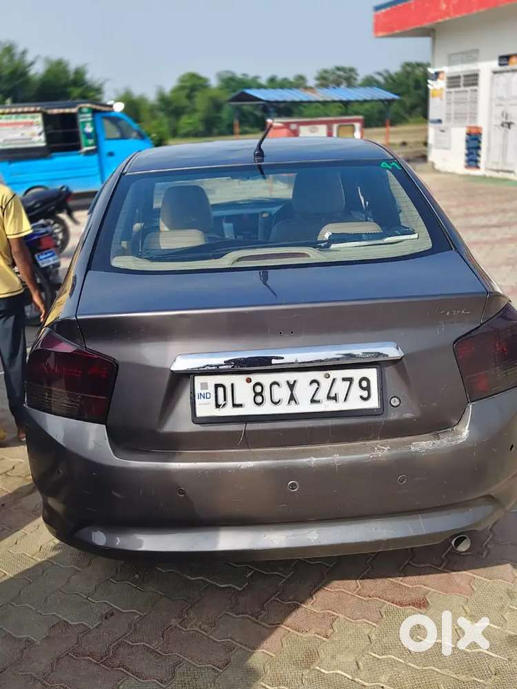 Honda City 2011 Cng & Hybrids 100000 Km Driven