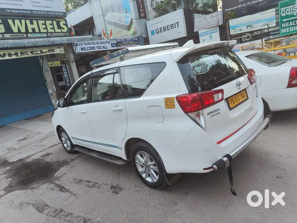 Toyota Innova Crysta 2019