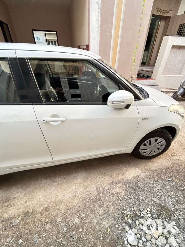 Maruti Suzuki Swift Petrol 2014