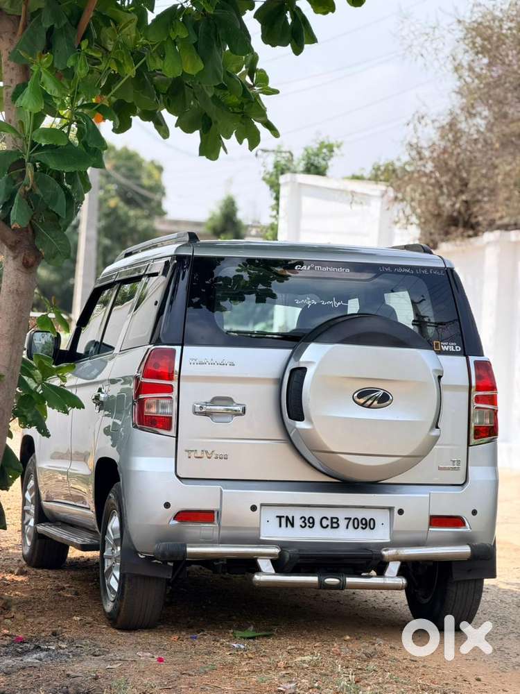 Mahindra Tuv 300 T8 Amt (automatic), 2017, Diesel