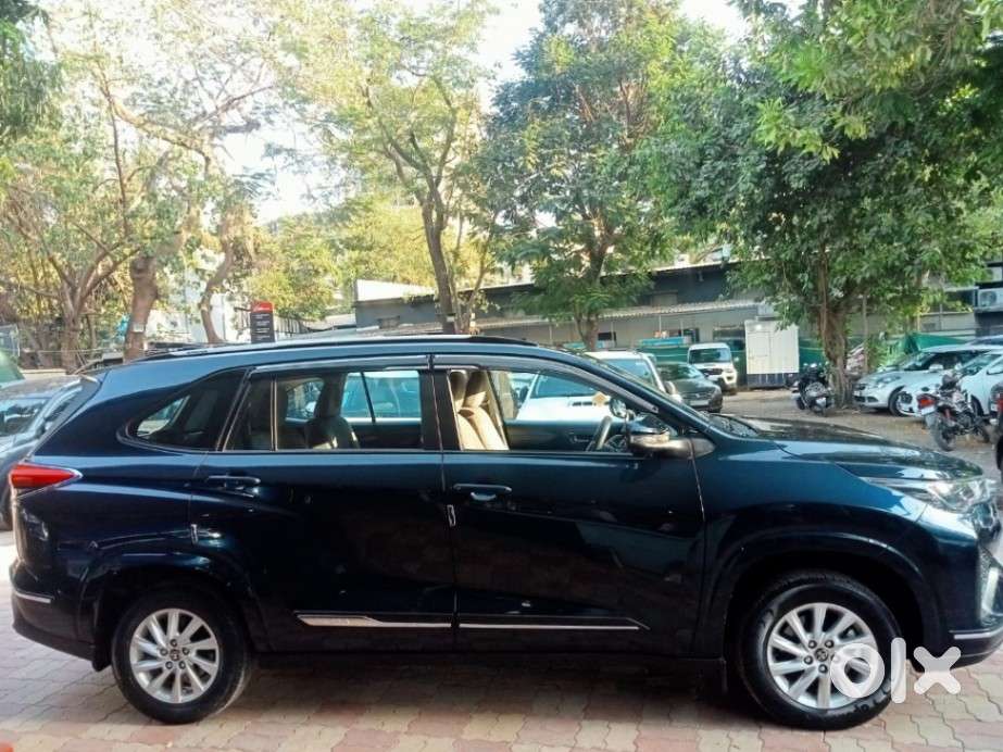 Toyota Innova Hycross 2.0 Gx 7 Str, 2024, Petrol