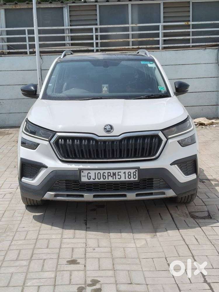 Skoda Kushaq 1.0 Tsi Style, 2023, Petrol