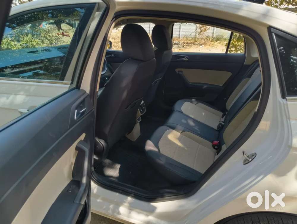 Skoda Slavia Style 1.0l Tsi At, 2022, Petrol