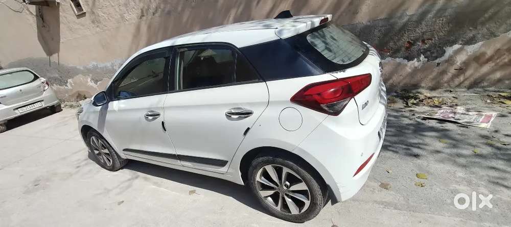 Hyundai Elite I20 2015 Petrol 80000 Km Driven