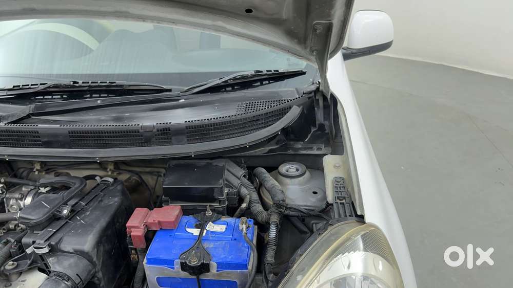 Nissan Micra Active Xv, 2015, Petrol