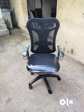 Featherlite optima chair online price