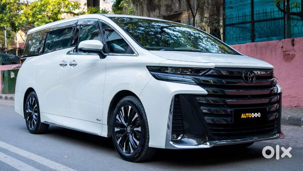 Toyota Vellfire Vip – Executive Lounge, 2024, Electric